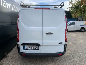 Custom 2.0TDCI LWB 300 // CVRT 07/27 // LOW MILES - Image 4
