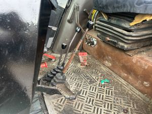 1985 Massey Ferguson 698T 2wd - Image 4