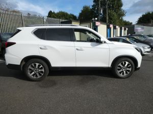 SsangYong Rexton G4 P/T 4WD 2 SEAT COM 4DR - Image 3