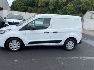 Ford Transit Connect 2023 - Image 2