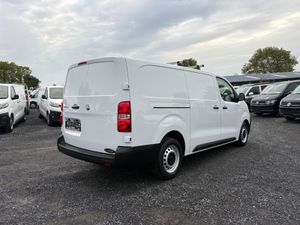 Vauxhall Vivaro - Image 3