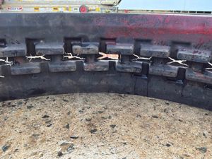 Unused JCB mini digger 230 x 31 x 96 rubber track. - Image 2