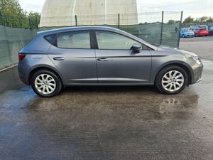 2013 Seat Leon  1.6 Tdi  Automatic - Image 2