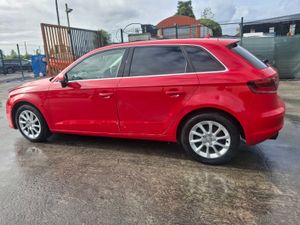 152 Audi A3  1.4 Petrol  Automatic - Image 4