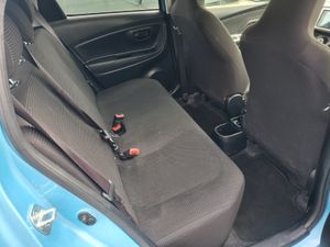 162 Toyota Vitz  86km  Automatic  Drive Home - Image 4