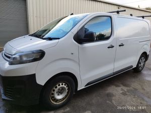 2021 Citroen Dispatch 1.5 hdi enterprise - Image 3