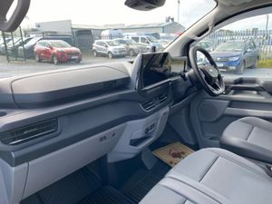 Ford Transit Custom Limited 2.5 PHEV 232BHP SWB... - Image 4