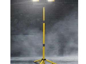 Twin LED Spot Light Tripod 110V - Image 3
