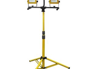 Twin LED Spot Site Light Tripod 230V - Image 2
