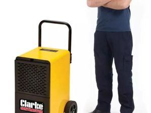 Clarke Industrial Dehumidifier 50Ltr 900W 230V - Image 3