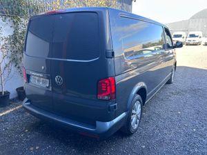 2021 Volkswagen Transporter - AUTO - Image 4