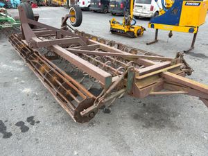 Cousins 4.5m Spring tine trailed harrow - Image 4