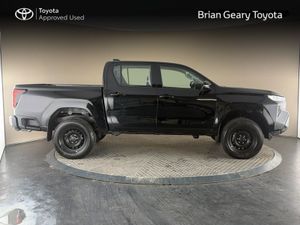 Toyota Hilux MHEV DLX - Image 3