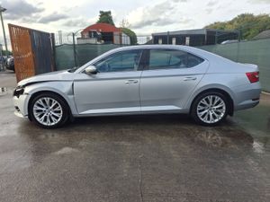202 Skoda Superb Automatic 1.6 Tdi - Image 3