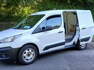 Ford Transit Connect 2023 3 Seater 1.5 TDCi D.OE. - Image 4