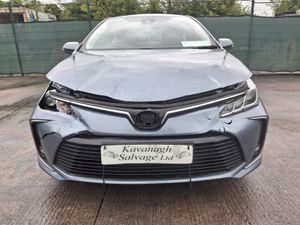 2019 Toyota Corolla  Luna sal Hybrid  Automatic - Image 4