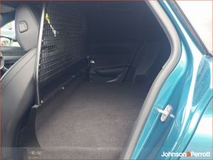 Peugeot 308 308 SW GT 1.6 PHEV 180 AUTO 4D - Image 4