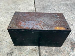 Van vault tool storage chest / lock box.....221kp. - Image 2