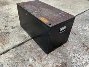 Van vault tool storage chest / lock box.....221kp. - Image 4