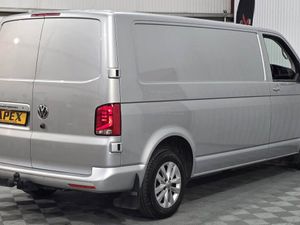 Volkswagen Transporter T30 LWB DIESEL - Image 4
