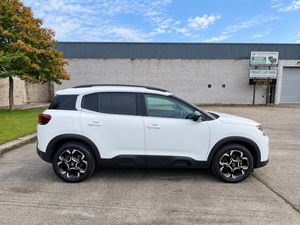2023 Citroen C5 Aircross Commercial - Image 3