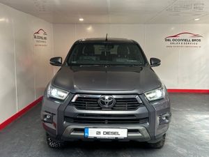 Toyota Hilux INVINCIB X 2.8 D-4D 4WD INVINCIBLE X - Image 3