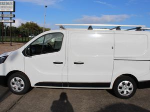 2023 Renault Trafic SL28 Business+ - Image 4