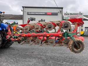 Kverneland ES 5 Furrow Reversible Plough - Image 2