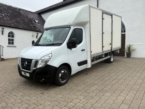2016 Nissan NV400 165bhp 4.5Ton Twin-Wheel Luton - Image 3