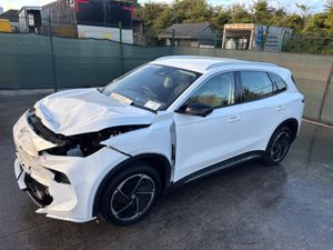 Brand new 261 MG S5.  EV  Book value 33k - Image 2