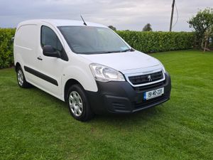 191 Peugeot Partner Doe and Tax Low miles - Image 2
