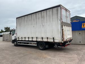 2016 Renault D14 4x2 Curtainsider - Image 3
