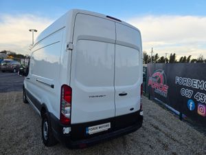 Ford Transit Mwb High roof 2023 - Image 3