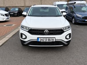242 Volkswagen T Roc Commercial - Image 3