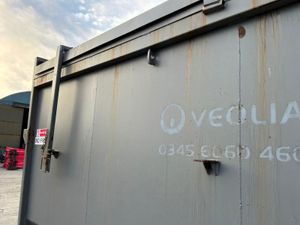 Hook loader food waste roll on skip.3404. - Image 3