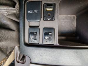 Toyota Land Cruiser CREW CAB - Image 3