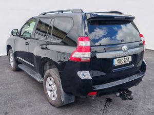 Toyota Land Cruiser CREW CAB - Image 4
