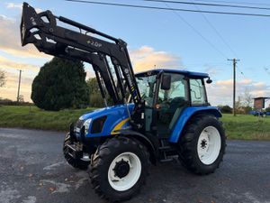2009 New Holland T5060 with Loader - Image 4