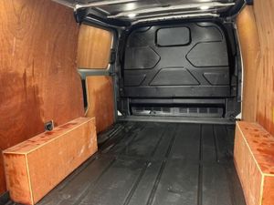 Ford Transit Custom 320 L1  FWD 2.0 EcoBlue 185ps - Image 4