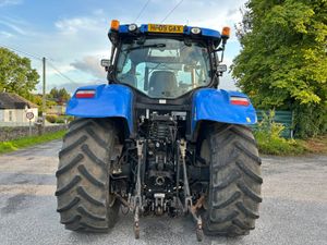 2009 New Holland T6070 - Image 4