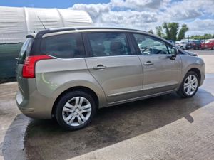 162 Peugeot 5008  Diesel 7 Seater - Image 3