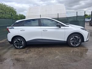 232 MG4 Excite  Ev  Automatic  51kwh - Image 2