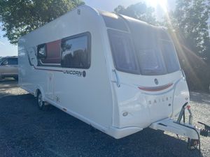 Bailey Unicorn Valencia 4-Berth Caravan - Image 3