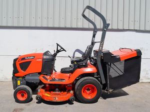 2023 Kubota G261LD Lawnmower - Image 4