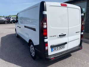2024 Renault Trafic LL30 BLUE DCI 130 BUSIN - Image 4