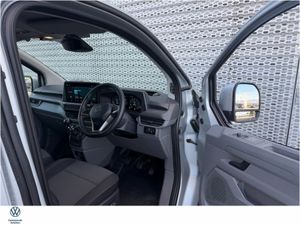 Volkswagen Transporter HIGHLINE LWB28 110HP  M6F - Image 2