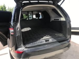 Land Rover Discovery MY19 3.0 SDV6 SE COM COMMERCI - Image 4