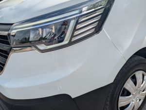 Renault Trafic 2022 LOW KMS - Image 4