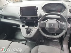 Peugeot Partner LOW MILEAGE **SERVICE HISTORY ** P - Image 2