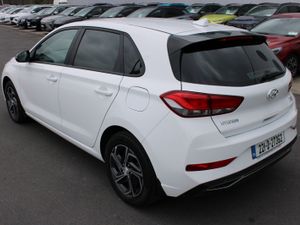 Hyundai i30 2022 - Image 3